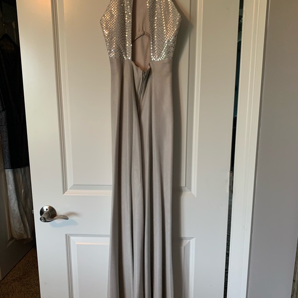 Silver Dress - Picture 4 of 6